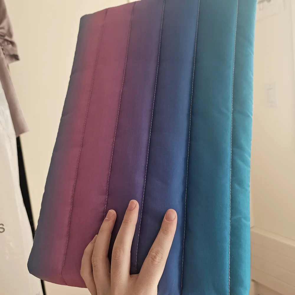 Gradient Quilted Women's Laptop Bag